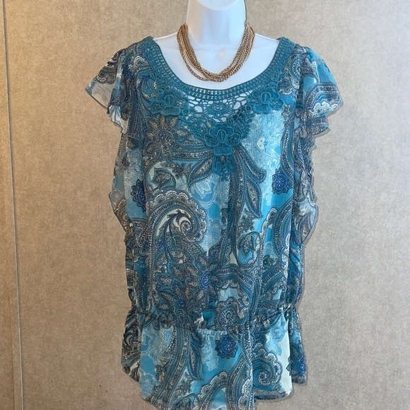 - Apt.9 blouse - Picture 1 of 3